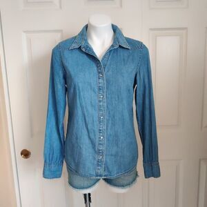 Universal Thread chambray snap button cotton shirt sz S